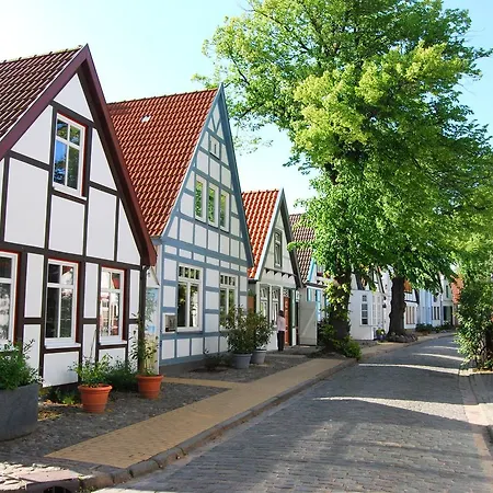 Warnemunde 12 & 13